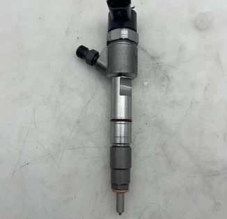 injector with nozzle injector with nozzle